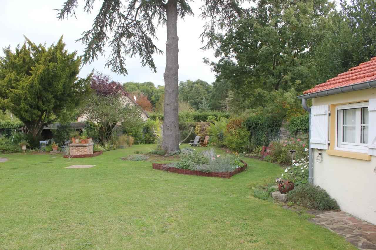 Le Chemin Du Village Croth Exteriör bild